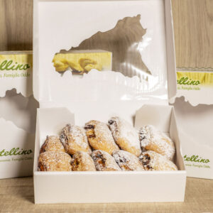 Biscotti con uvetta e marmellata di albicocca